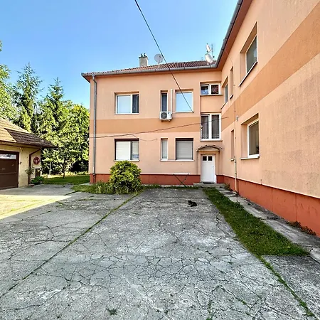 Apartment Harmonia Nove Zamky